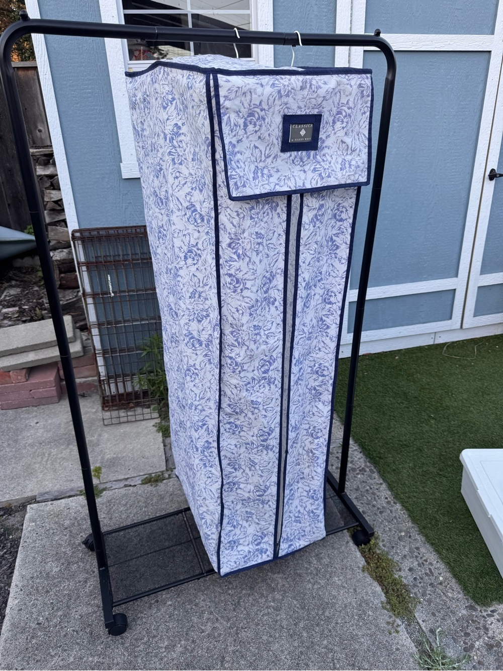 Eileen West Blue Floral Garment Bag Organizer
